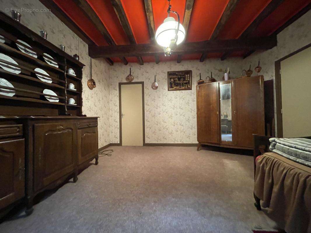 Appartement à SAINT-CERNIN