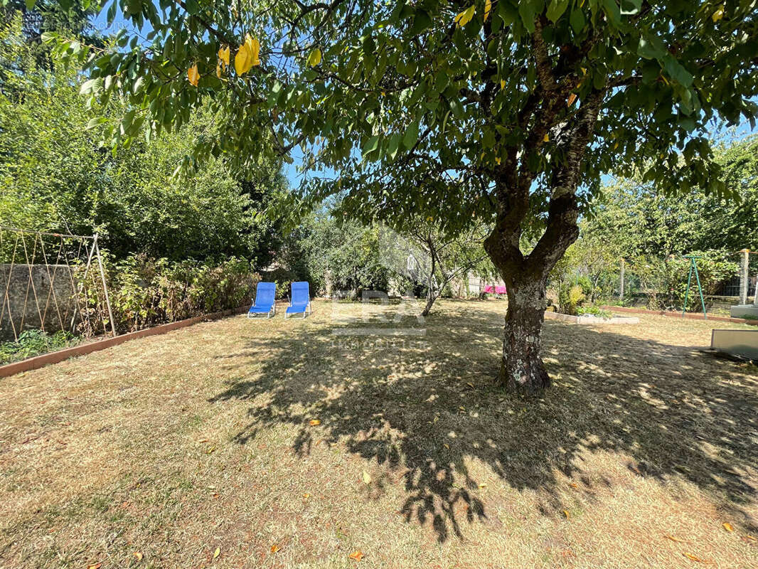 Maison 160m² à beaumont-les-autels - photo 2
