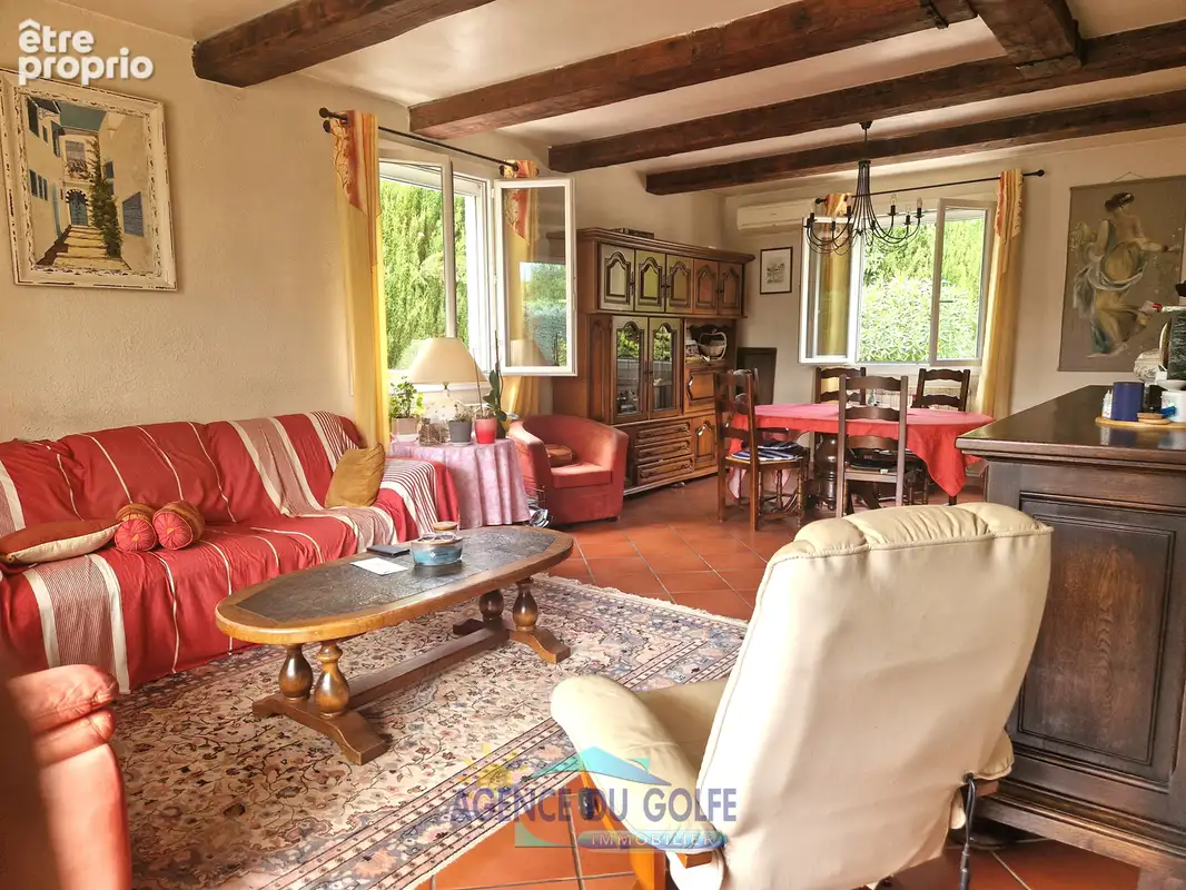 Villa T 6 avec piscine sur 1010 m² de terrain en impasse - photo 5