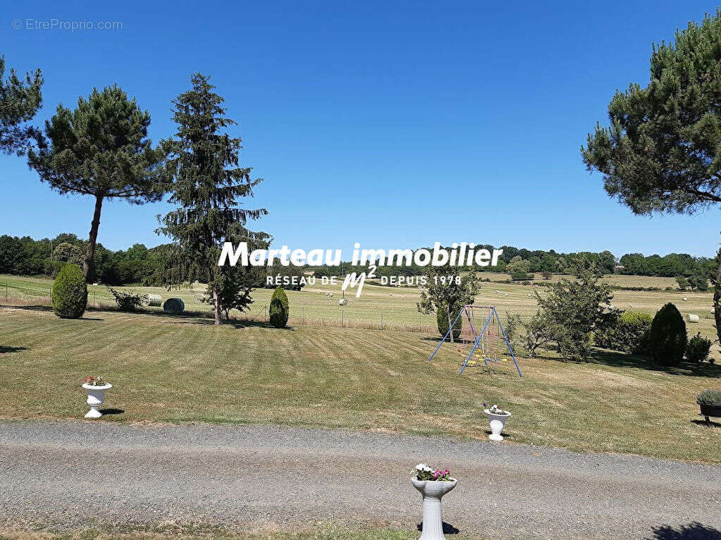 Maison à PONTVALLAIN