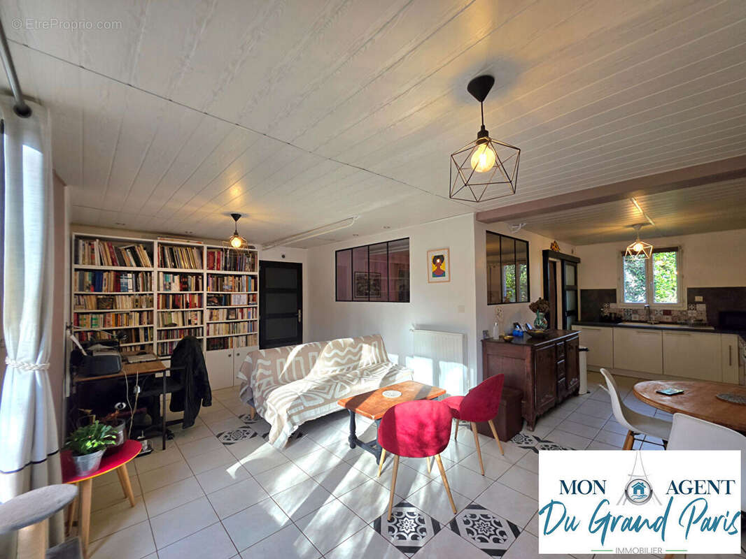 Maison à LES LOGES-EN-JOSAS