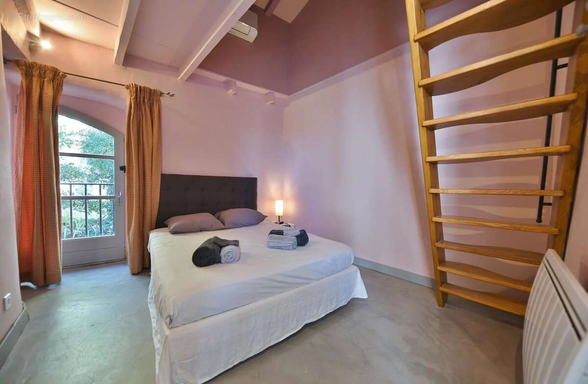 Maison à UZES