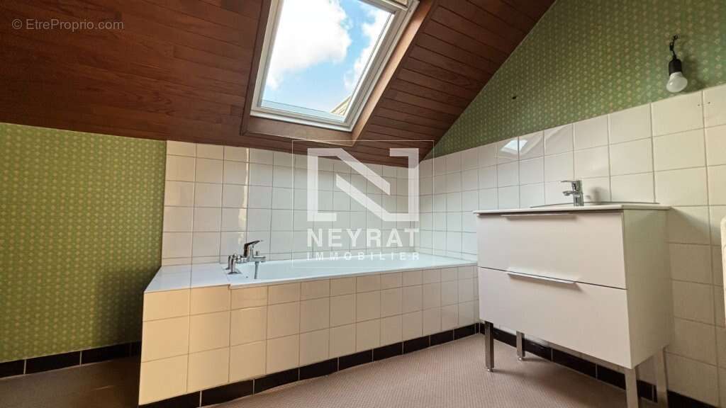 Maison à MONTCEAU-LES-MINES