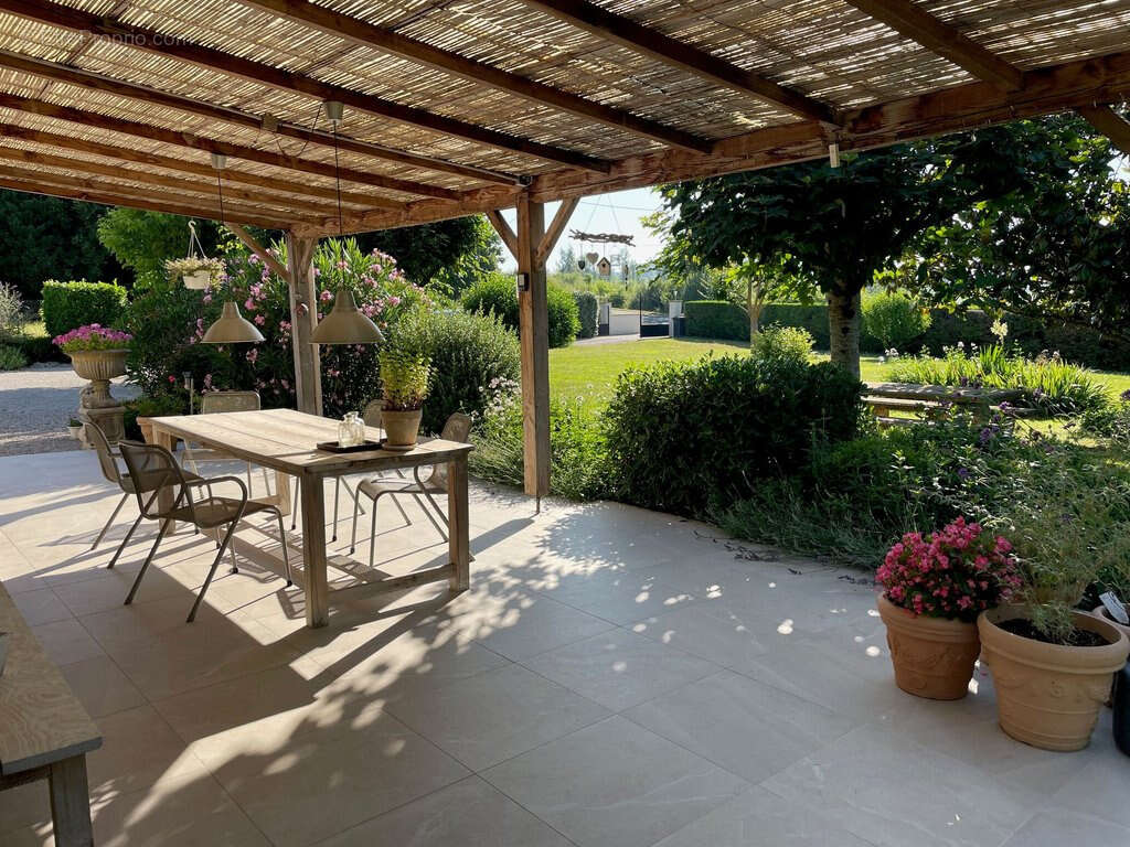 Maison à PINEL-HAUTERIVE