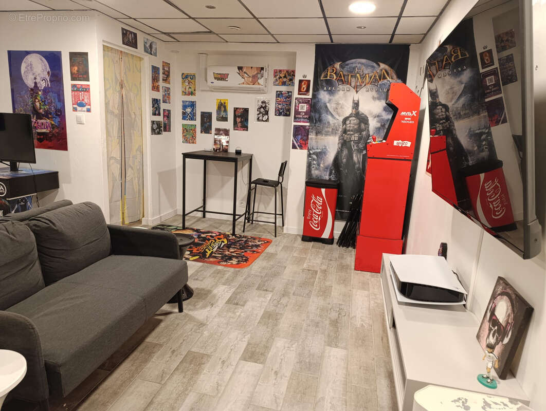 Commerce à MARSEILLE-6E