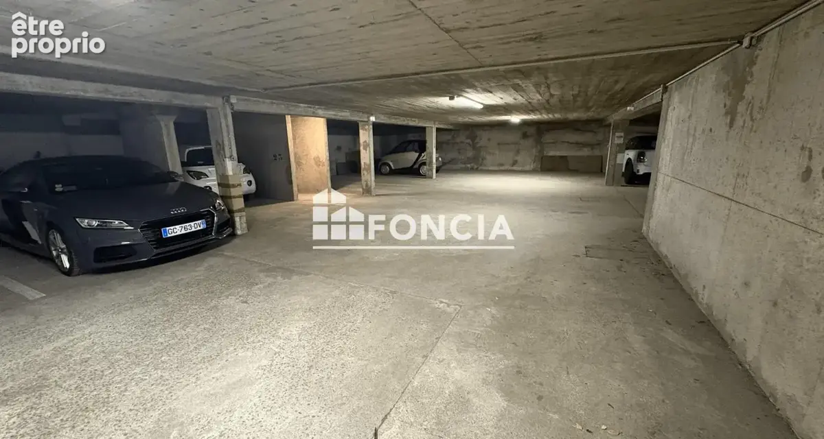 Quartier Graslin, parking sécurisée en sous-sol - photo 2