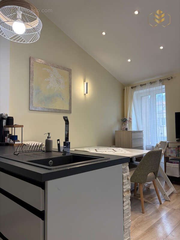 Appartement à LA TURBIE
