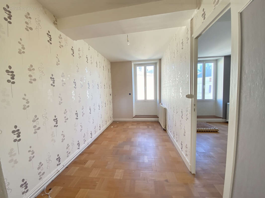 Appartement à CHATEAUNEUF-SUR-CHARENTE