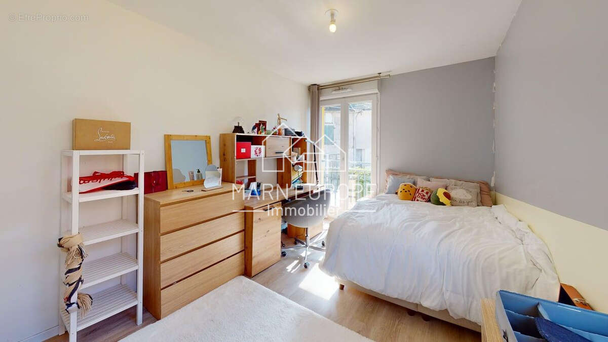 Appartement à CHALIFERT