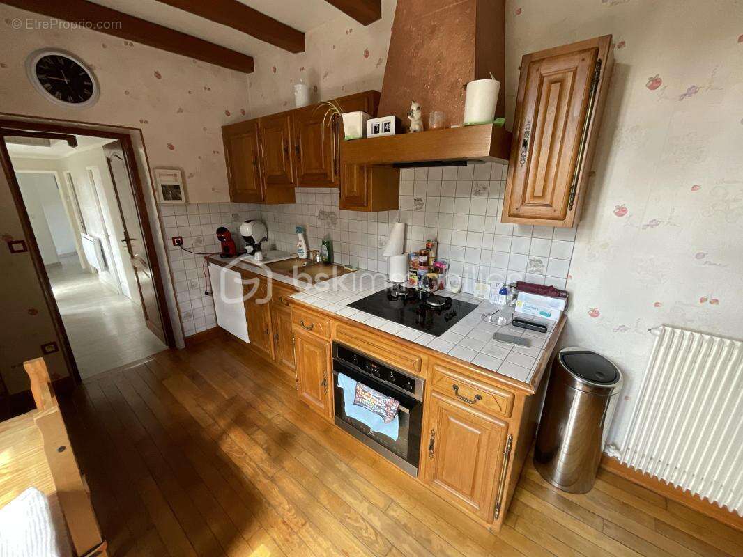  Ensemble immobilier polyvalent à Bouray-sur-Juine - photo 9