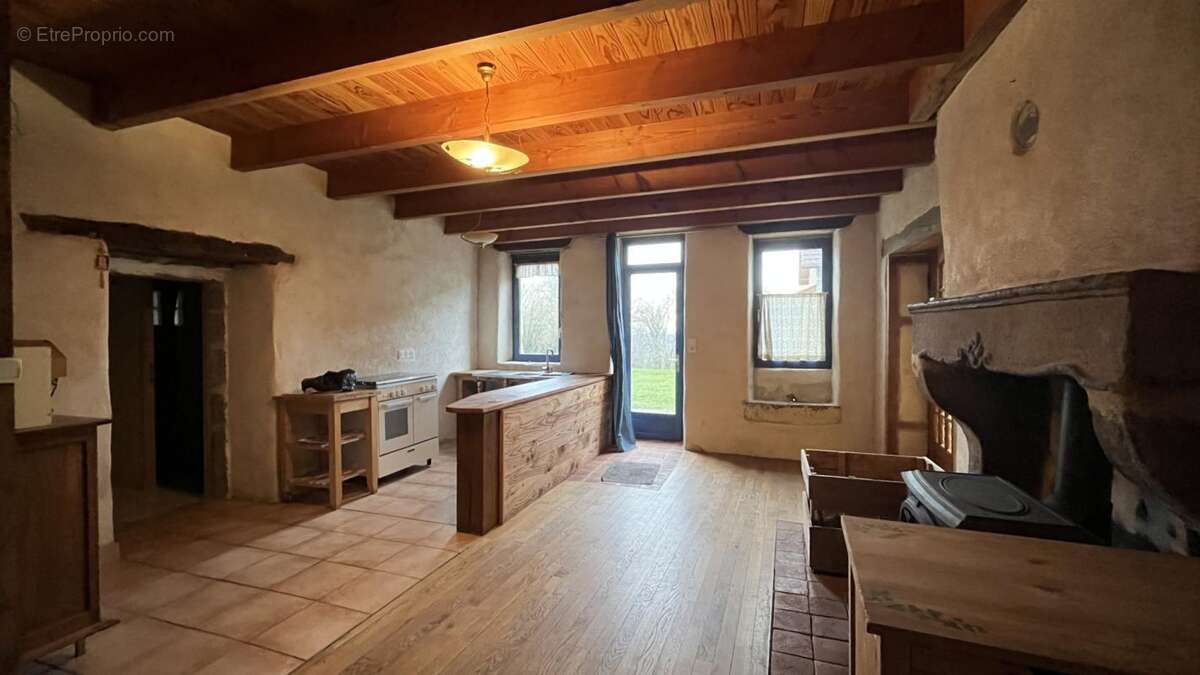 Maison à DETTEY