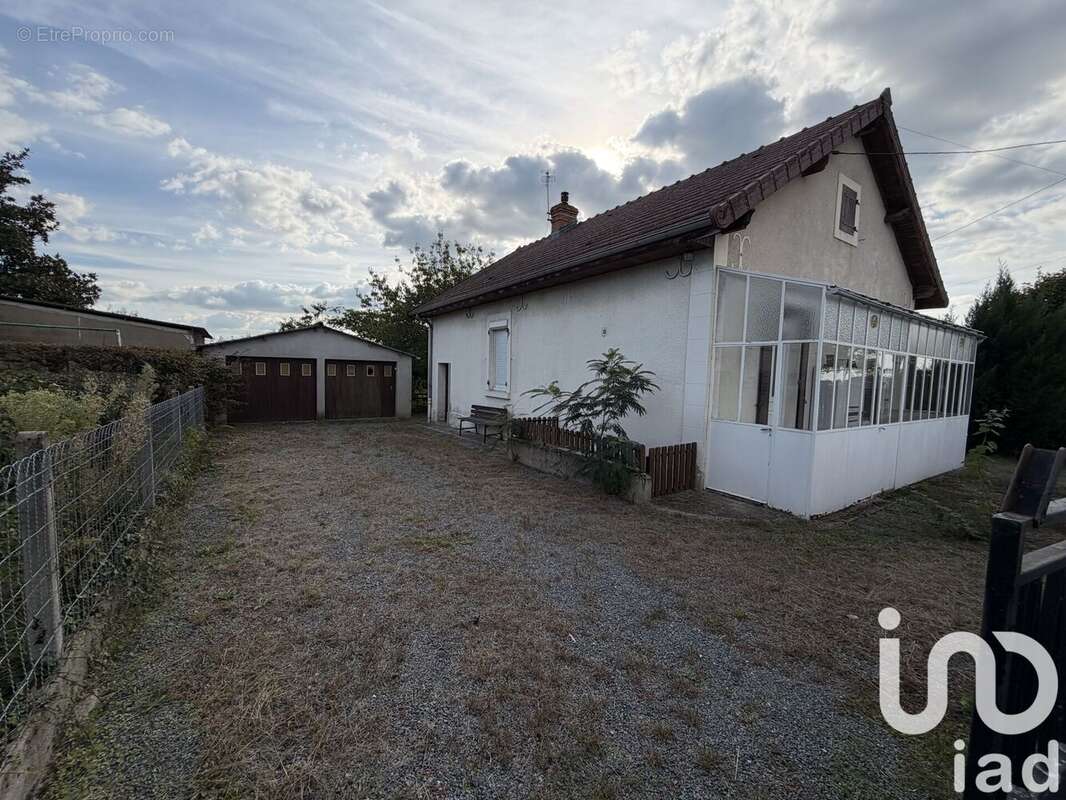 Photo 2 - Maison à BOURBON-LANCY