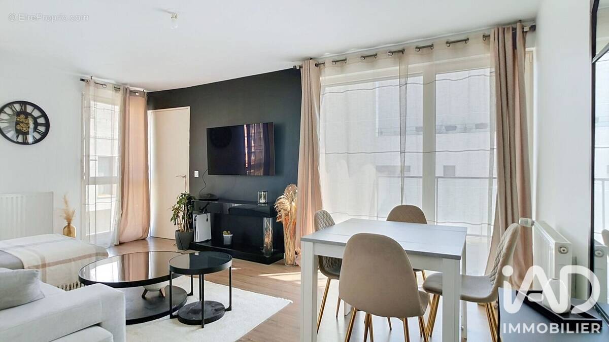 Photo 1 - Appartement à AUBERVILLIERS