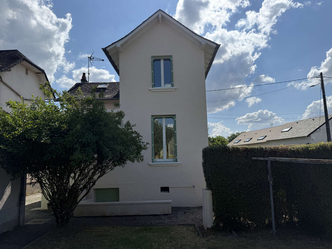 Maison à SAINT-SORNIN-LAVOLPS