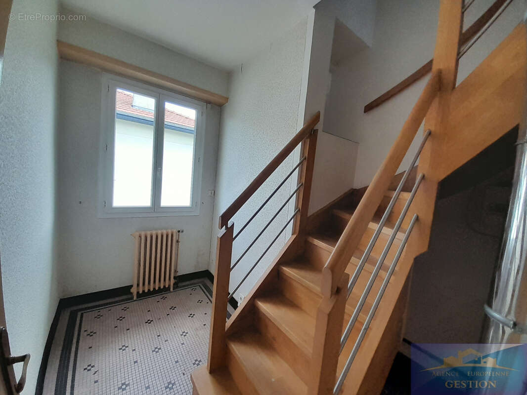 Maison à LOURDES
