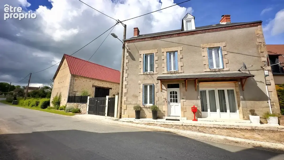 Maison à BOUSSAC