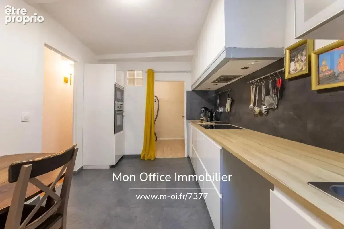 Référence : 7377-SJO - Appartement rénové 88m2 à Rians (83560): 2 chambres, 2 caves de 85m2, calme - photo 7