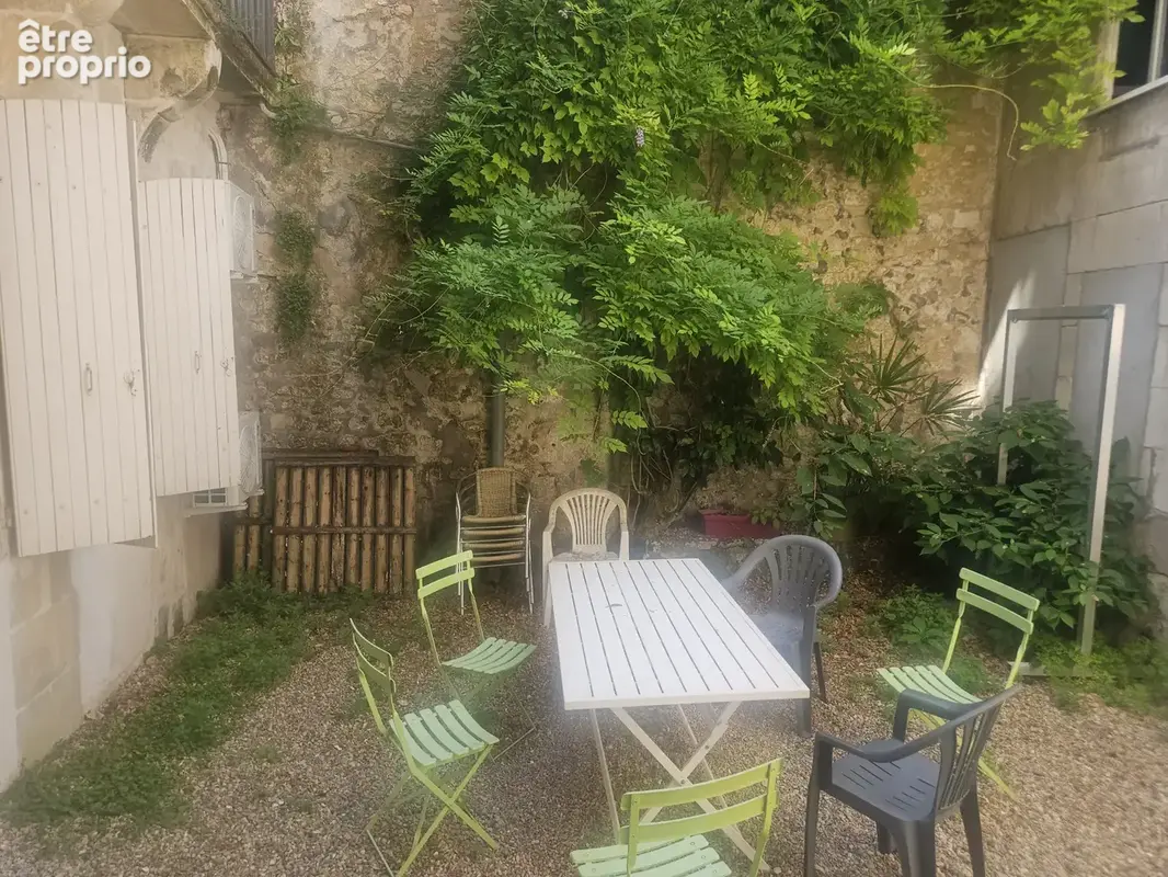 Immeuble de rapport mixte - photo 1