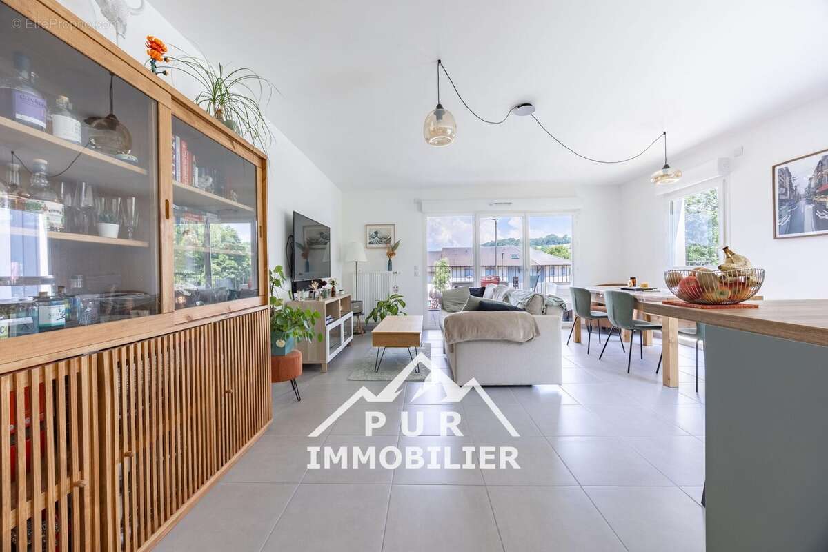 Appartement à LA MURAZ
