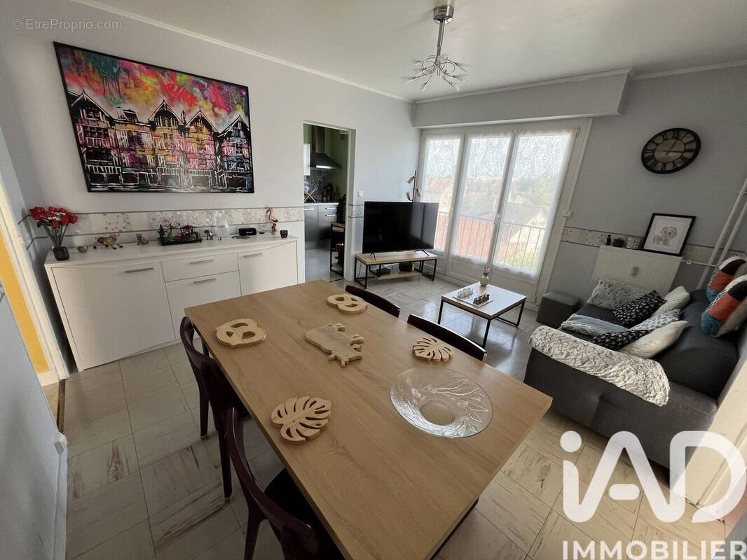 Photo 1 - Appartement à TROYES