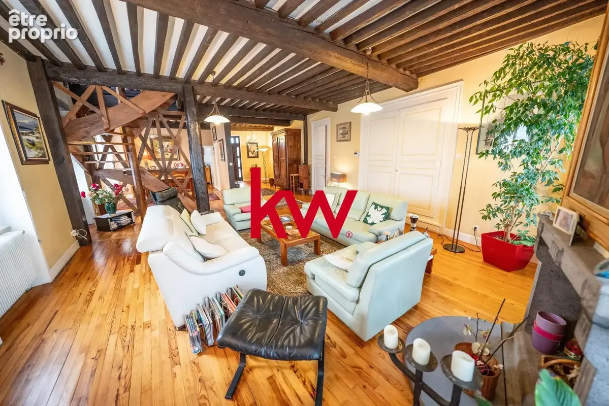 Maison 326 m² à Pont-Du-Chateau  - photo 3