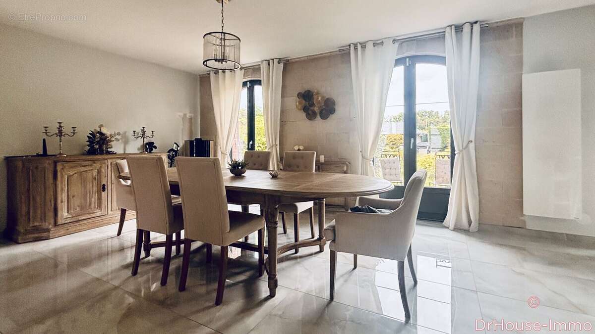 Maison à PETITE-FORET