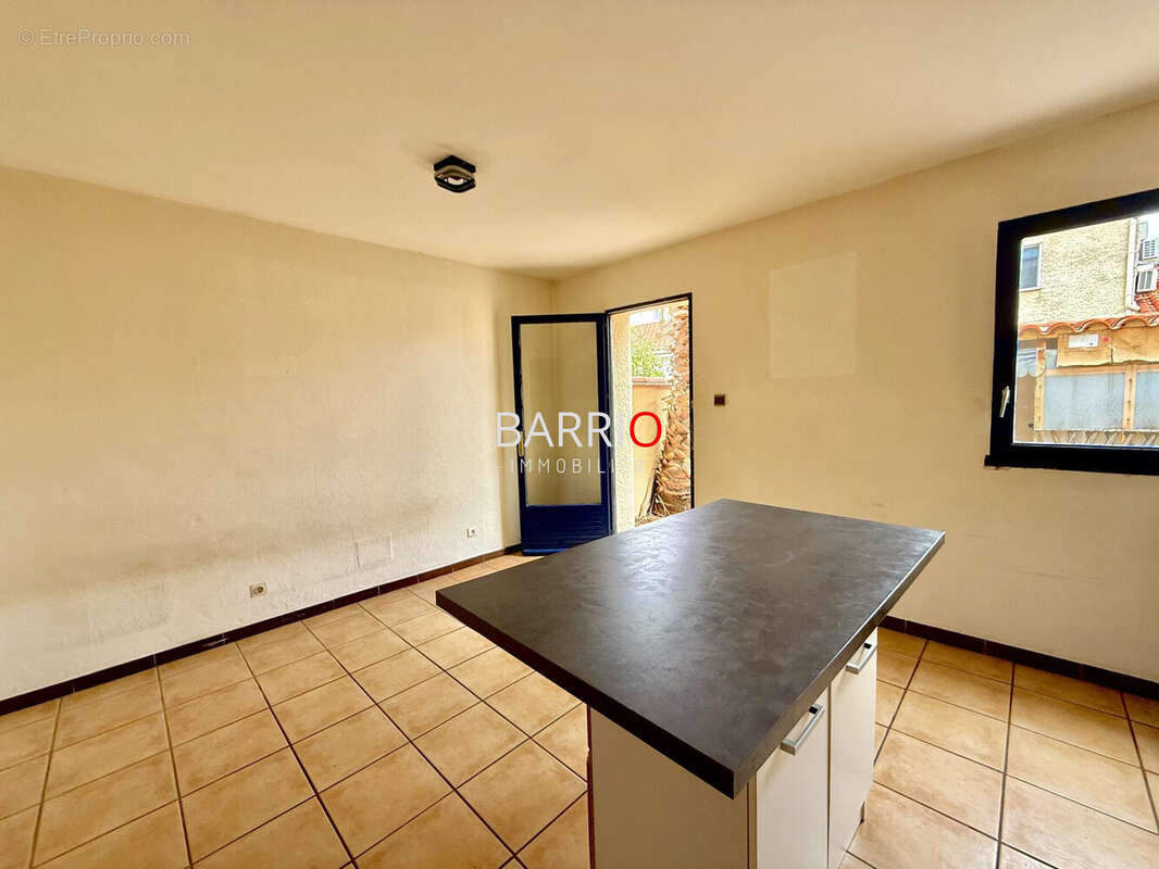 Maison à SAINT-CYPRIEN