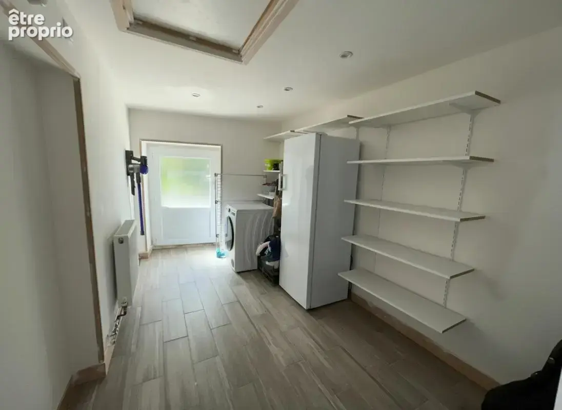 Maison 115 m² à Saint-Paul-La-Roche  - photo 13