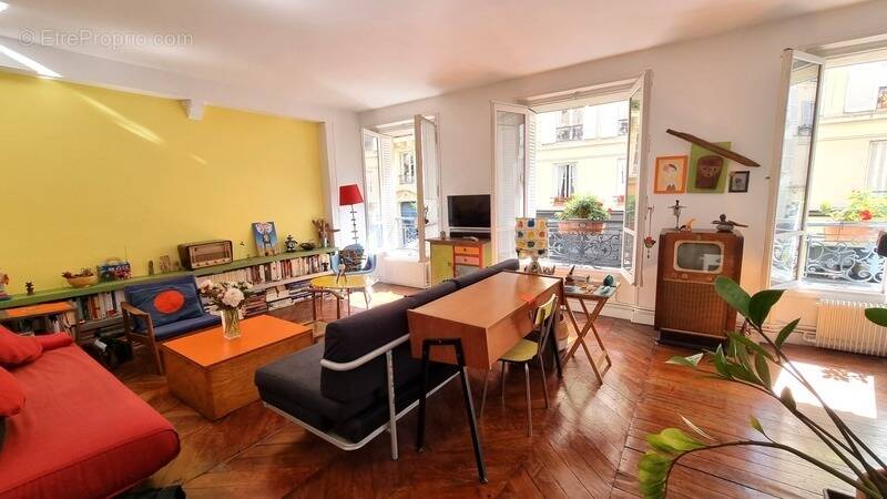 Appartement à PARIS-9E