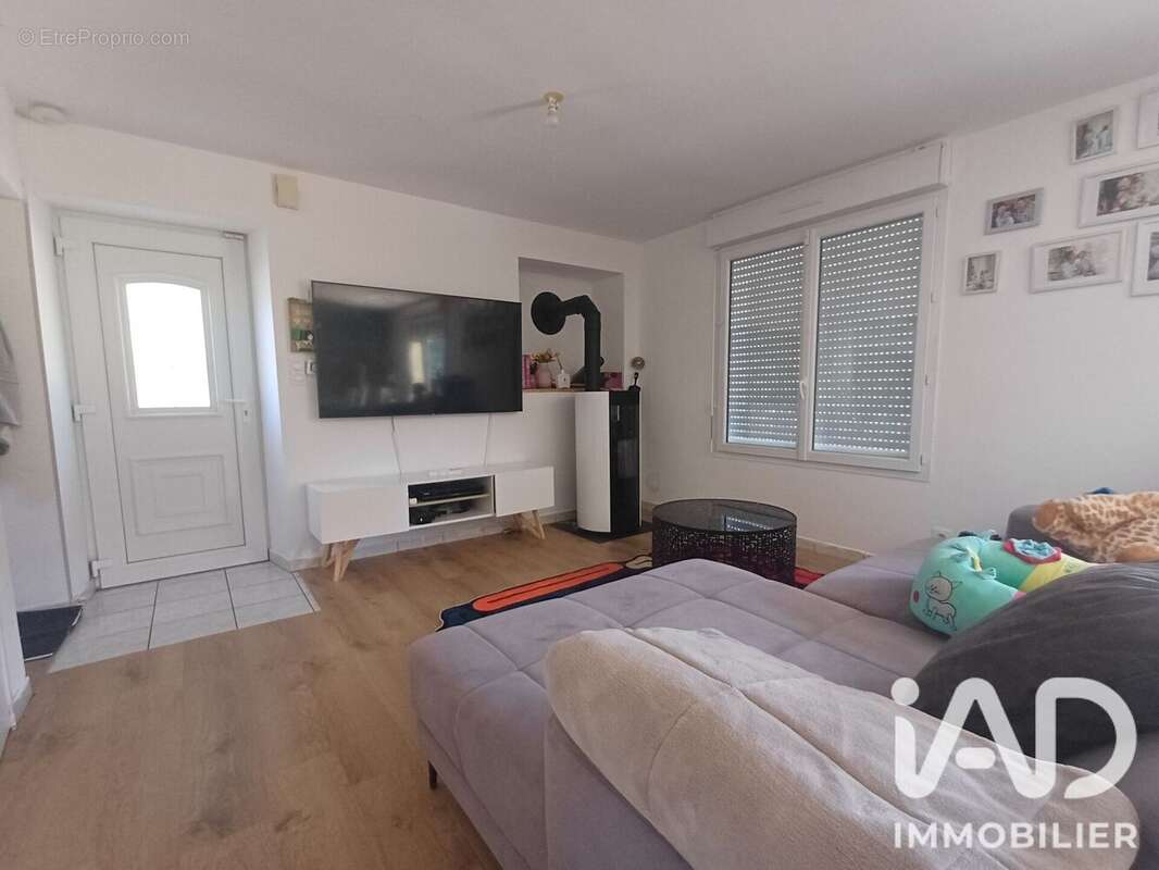 Maison 102 m² à Peillac  - photo 2