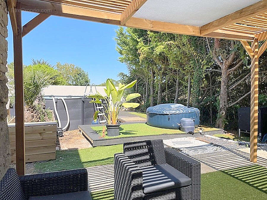 Maison en pierre 4 chambres  jardin et dépendance, charme et fonctionnalité - photo 11