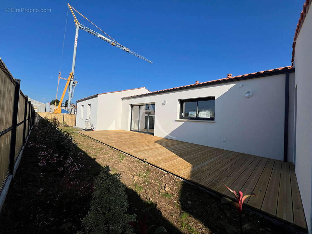 Maison à LONGEVILLE-SUR-MER