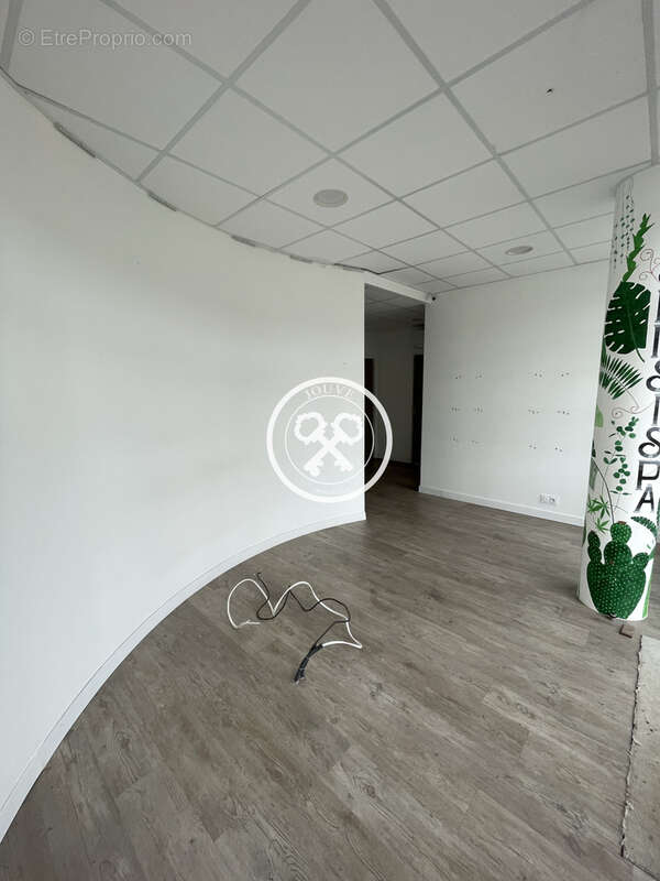 Local commercial/ bureaux sainte savine - photo 13