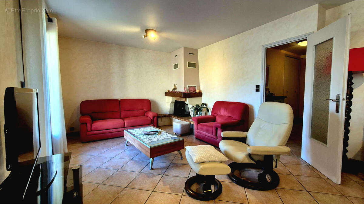 Maison à CHATILLON-SAINT-JEAN