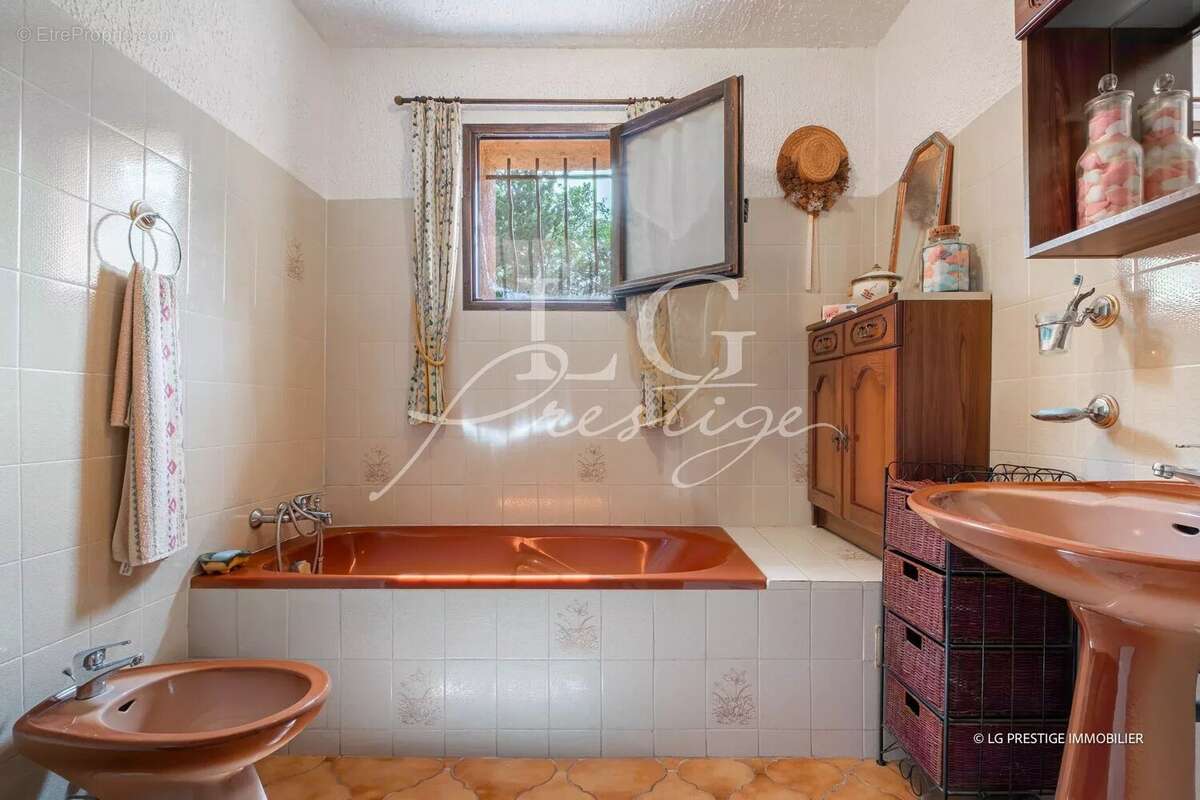 Maison à MONTAUROUX