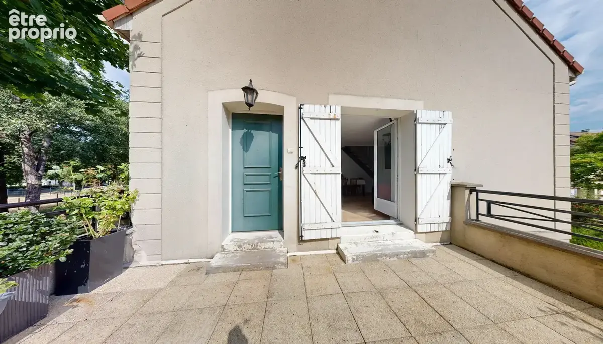 Plaisir - appartement en duplex avec terrasse et garage - photo 2