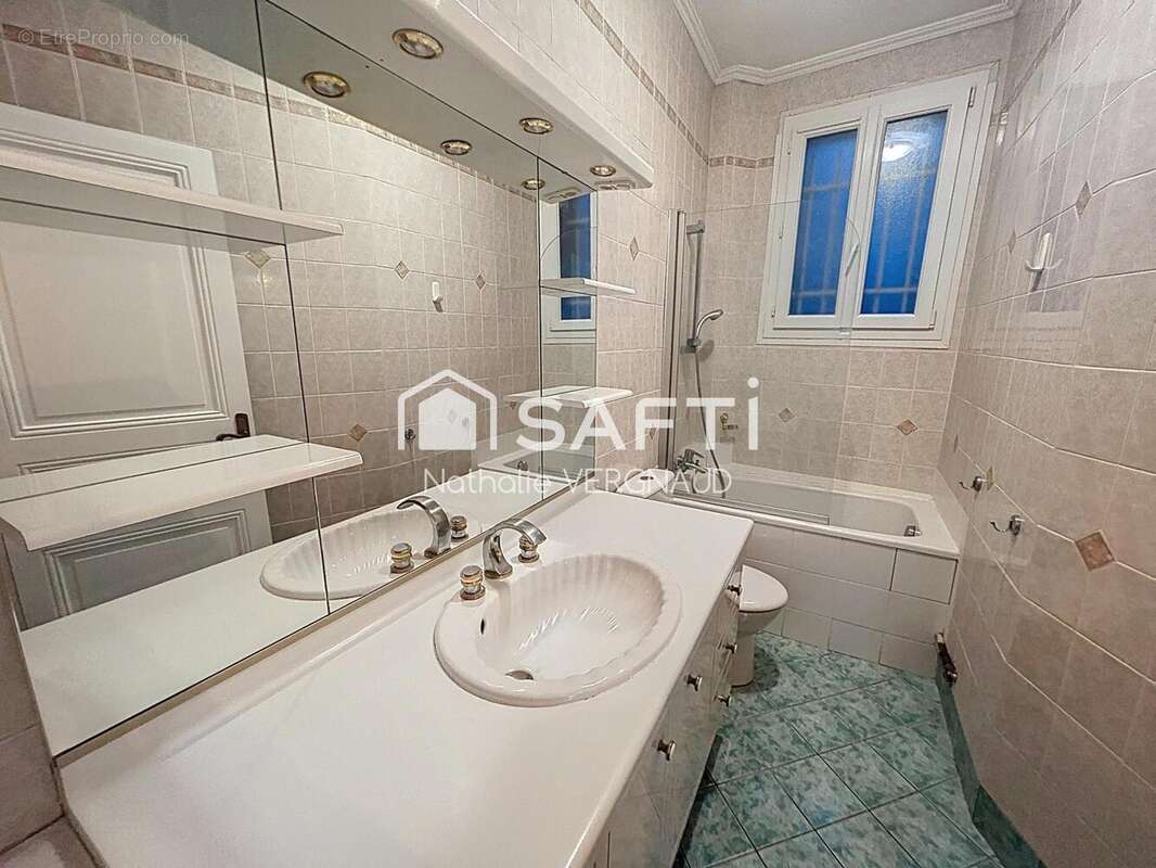 Photo 8 - Appartement à PARIS-15E