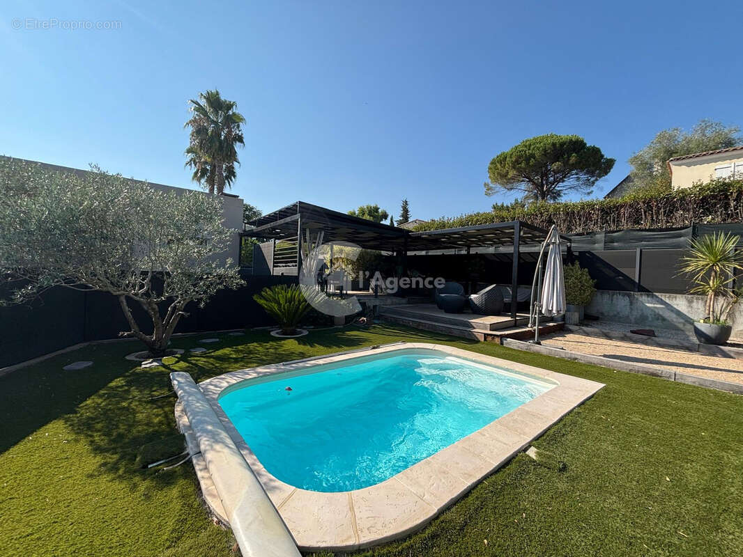 Superbe villa appartement de 110 m2 avec piscine privée et jardin - photo 2