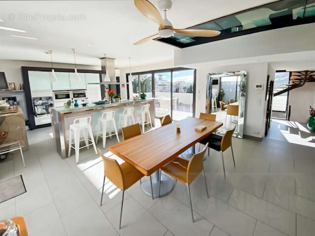 Maison à SAINT-GELY-DU-FESC