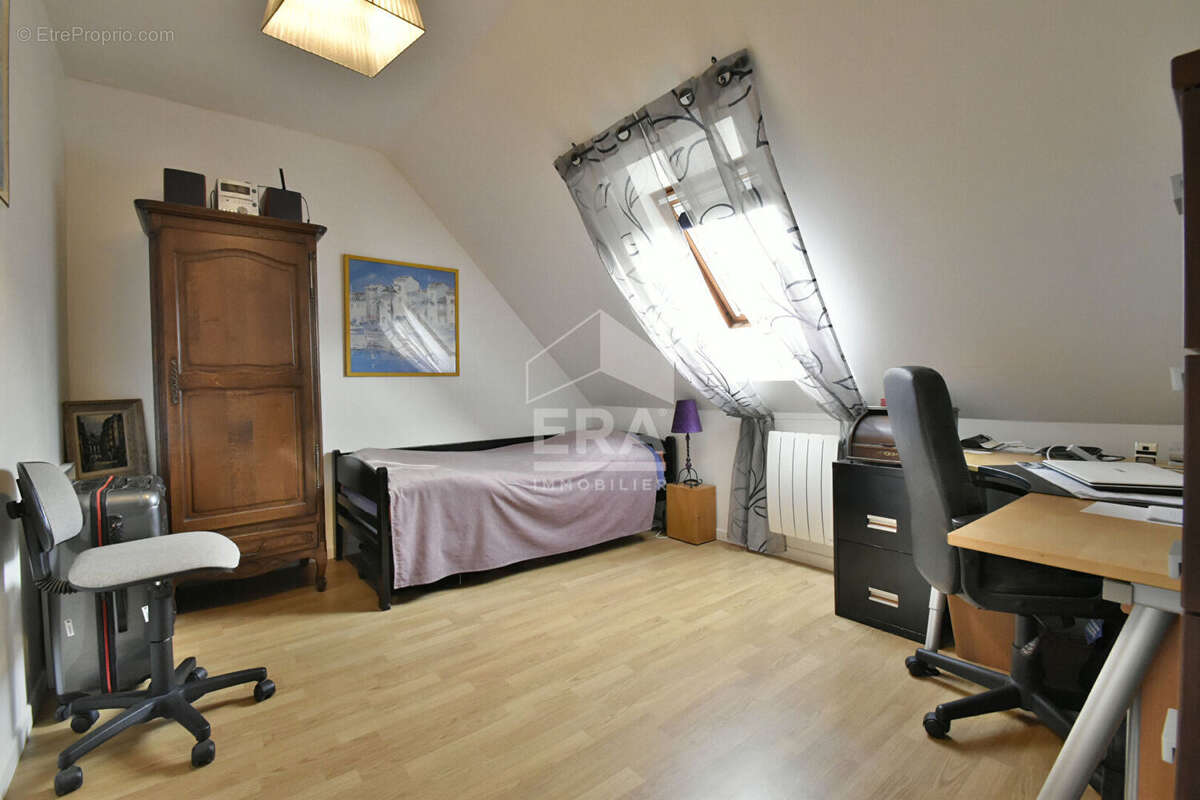 Maison à VILLIERS-SAINT-FREDERIC