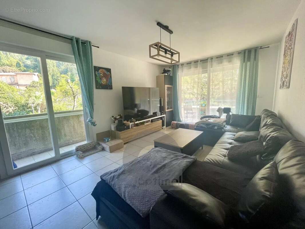 Appartement à ROQUEBRUNE-CAP-MARTIN
