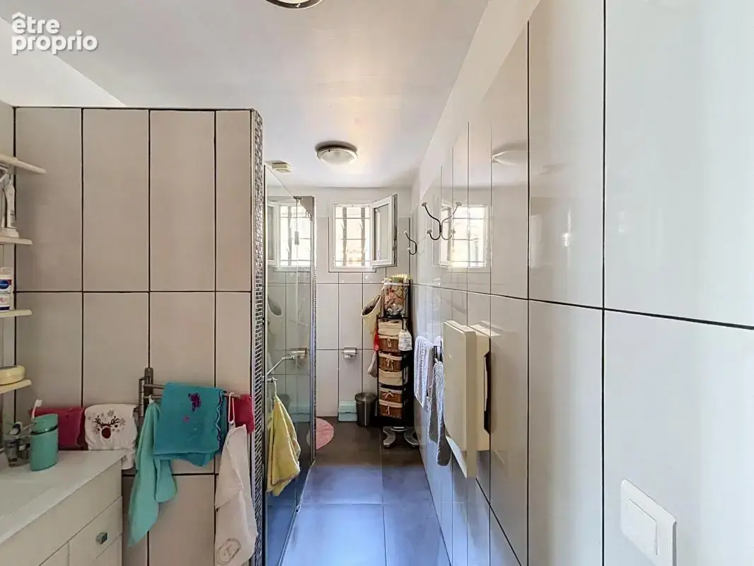 Marseille 13ᵉ – propriété de 167 m² – 4 logements indépendants – piscine – 2 garages- dpe a - photo 7