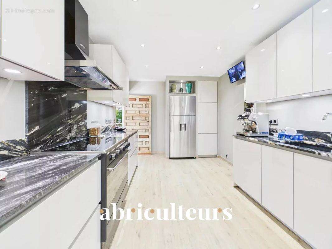 Maison à LA COLLE-SUR-LOUP