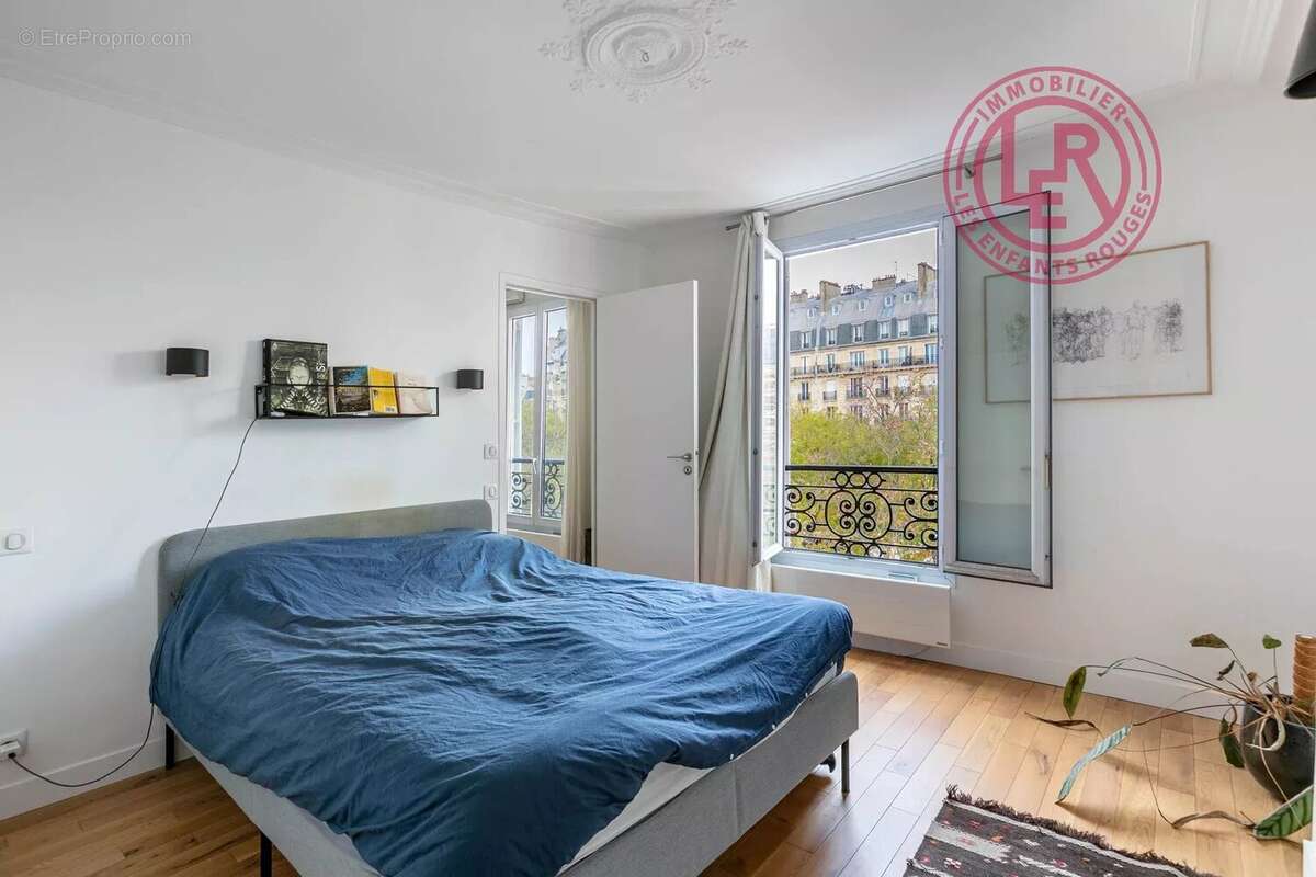 Appartement à PARIS-11E