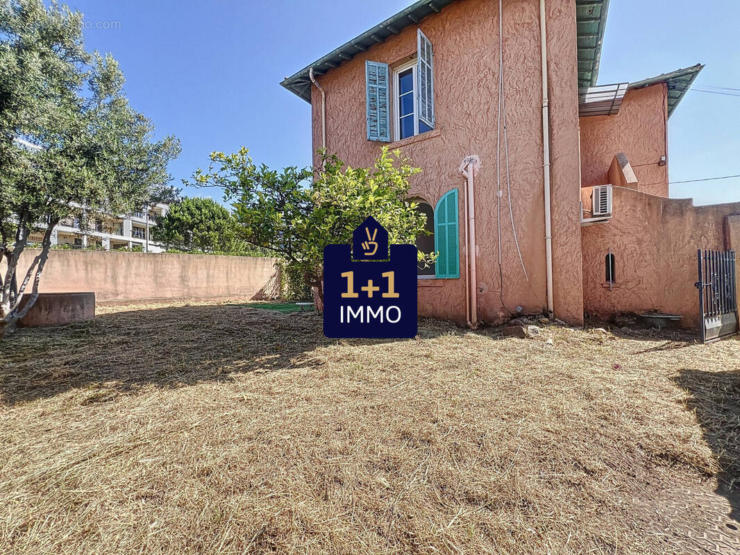 Maison à FREJUS