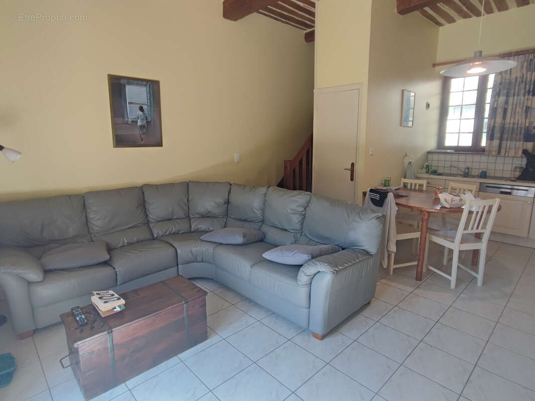 Appartement à LA REDORTE