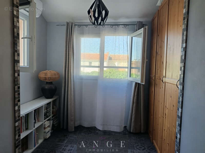 Villa La Crau T4 et jardin centre ville - photo 8