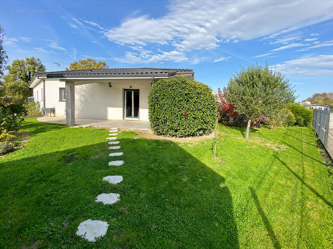 Maison à LA VILLE-DIEU-DU-TEMPLE