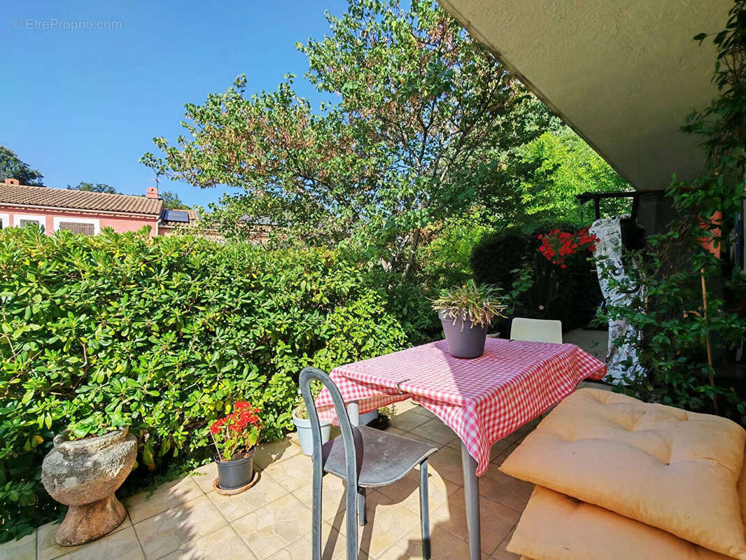 Maison Le Pradet 6 pièce(s) 126.48 m2 - LE PRADET Entre Centre-ville et les plages - photo 8
