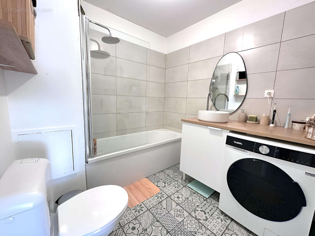 Appartement à SAINT-LAURENT-SUR-SAONE